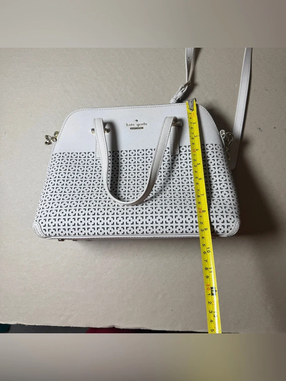 Kate spade cedar street maise perforated purse handbag womens classic beige